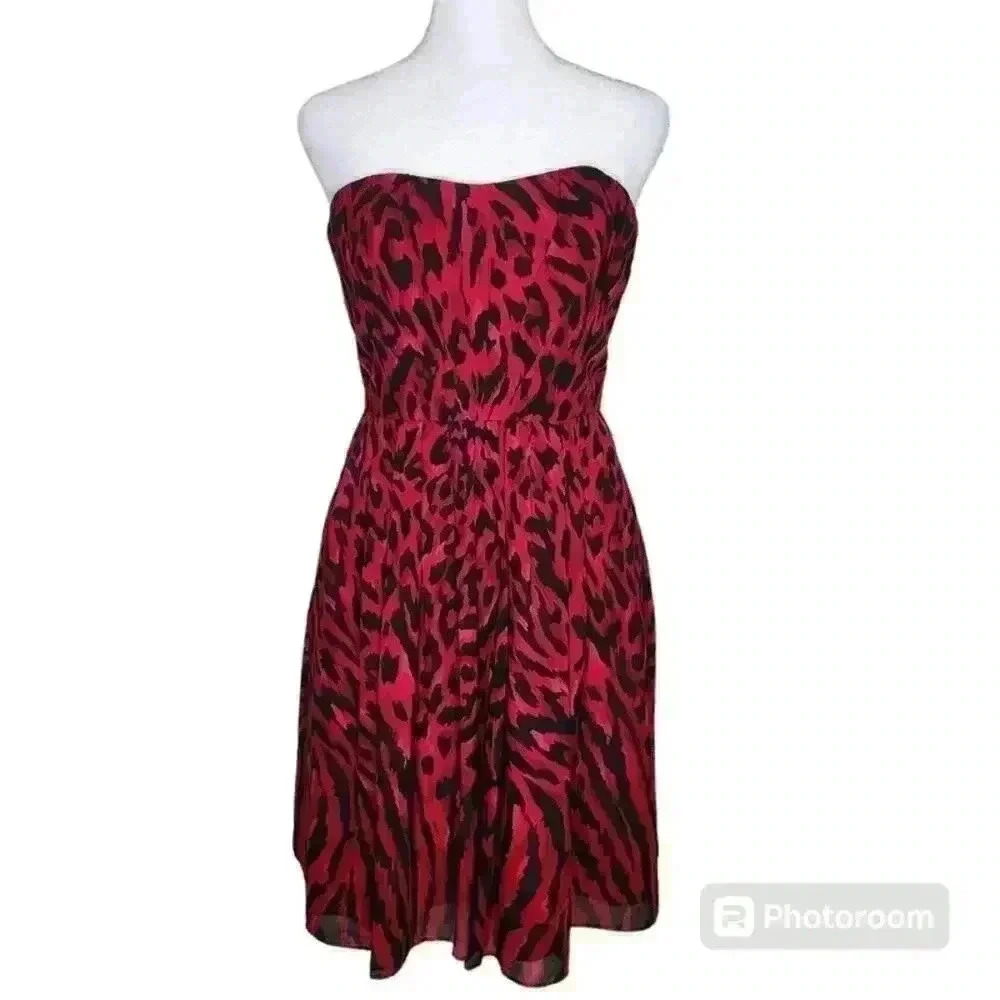White House Black Market sleeveless red black dress size 00